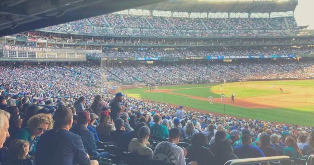 Brendan Donovan to the Mariners